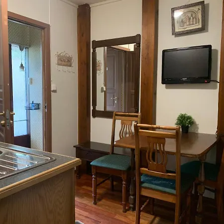 7 Mountains Apt #3